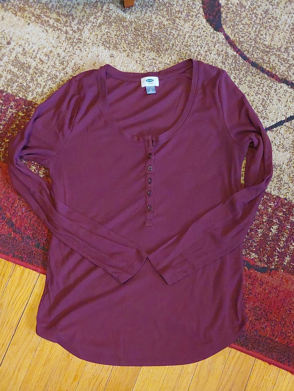 Old Navy Ribbed Henley